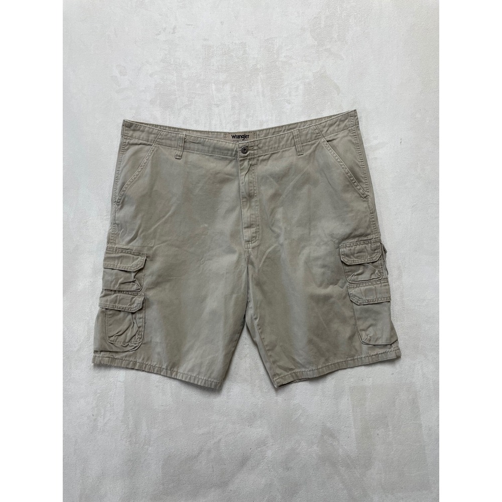 Wrangler Authentics Mens Beige Khaki Cargo Shorts Size 42 ZM6BSCA Cotton Twill